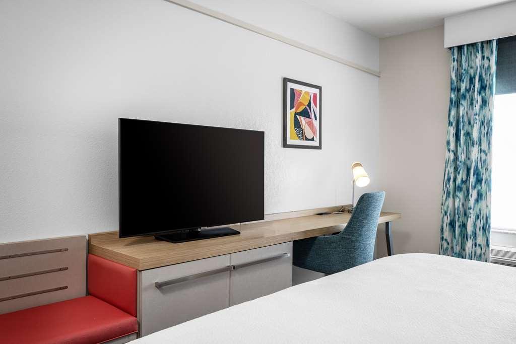Hilton Garden Inn West Palm Beach Airport Номер фото