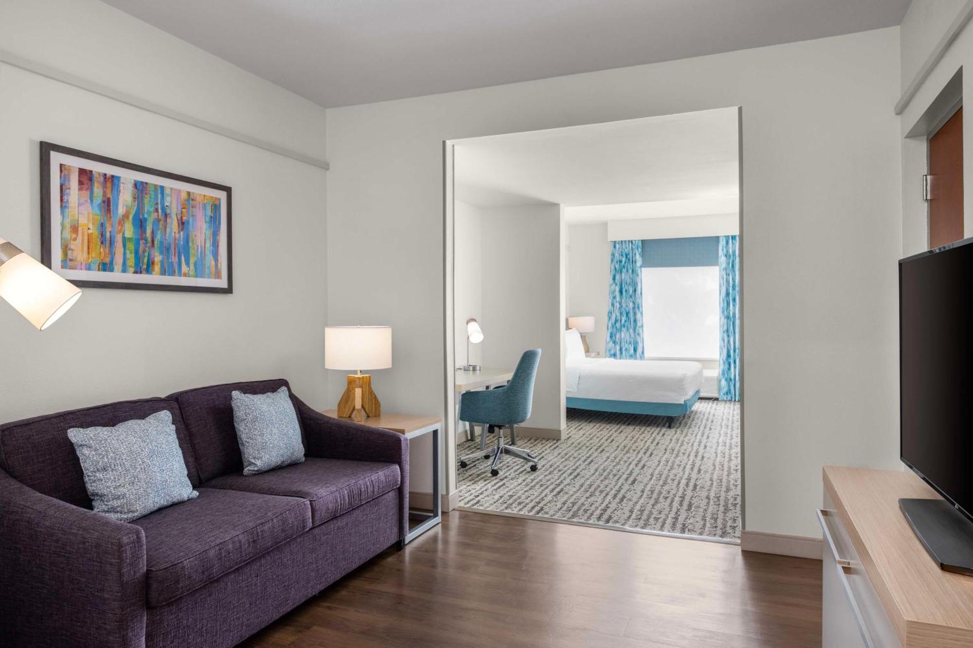 Hilton Garden Inn West Palm Beach Airport Экстерьер фото