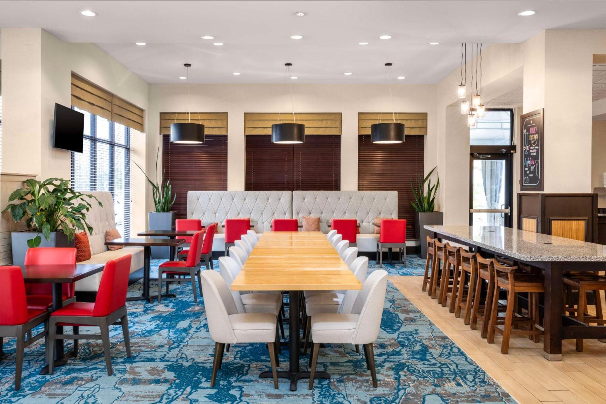 Hilton Garden Inn West Palm Beach Airport Экстерьер фото