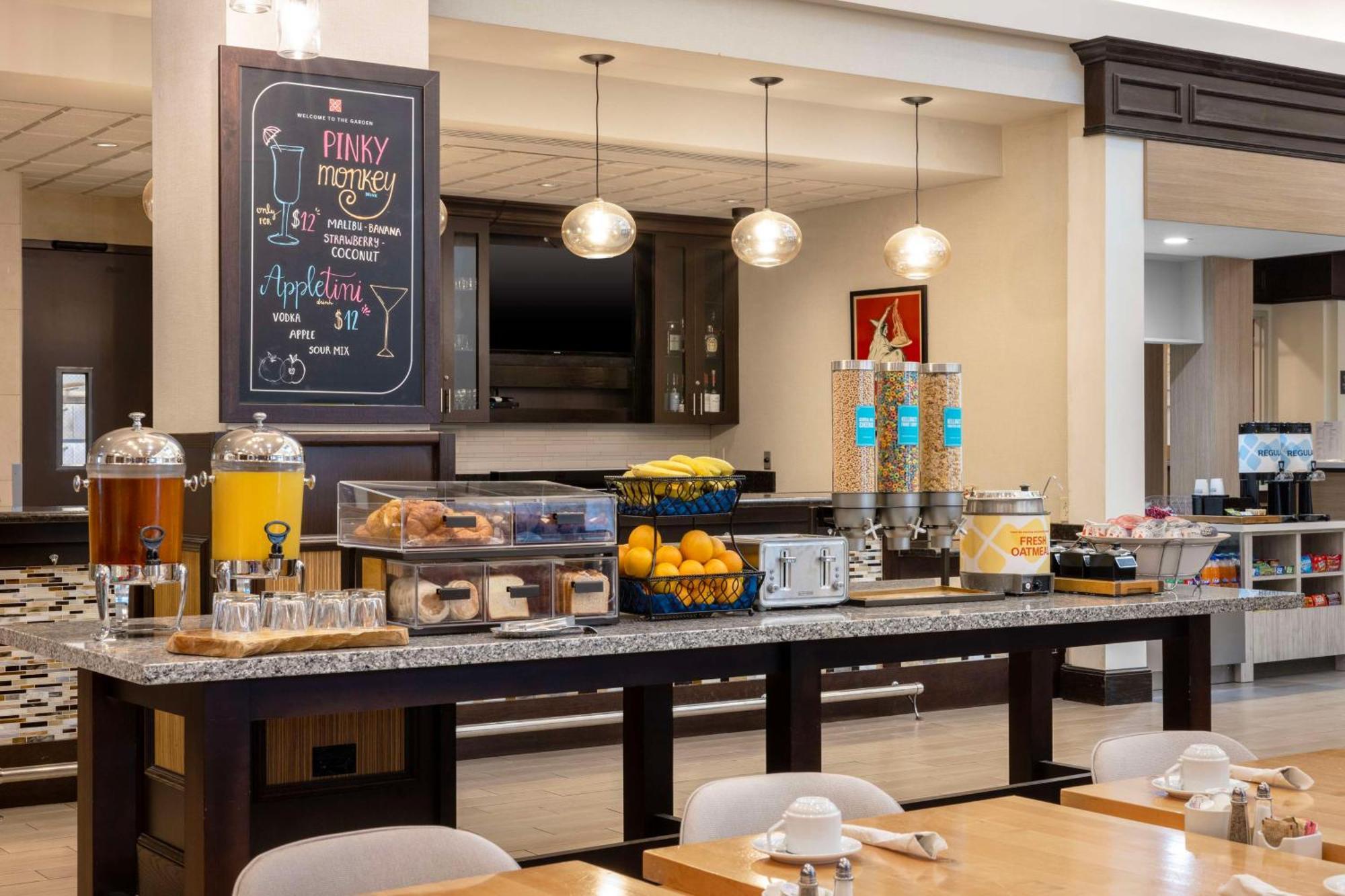 Hilton Garden Inn West Palm Beach Airport Экстерьер фото